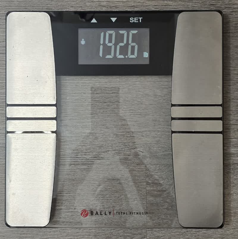 The scale on the morning of day 27 reading 192.6 pounds